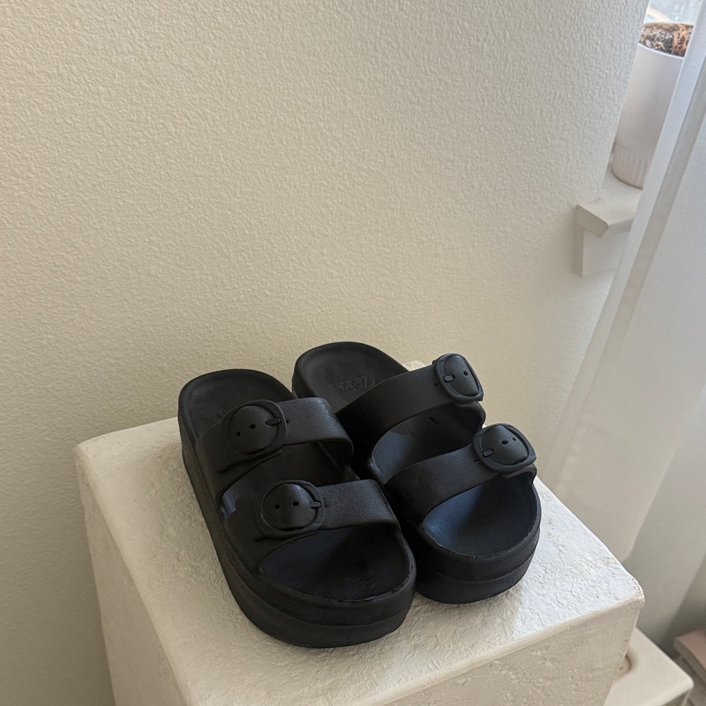 Zara Women Black Double Strap Platform Sandals Size 6